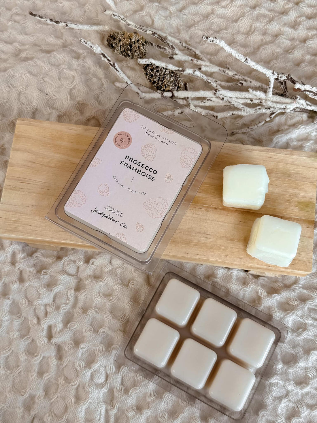 Prosecco Raspberry flavored wax cubes